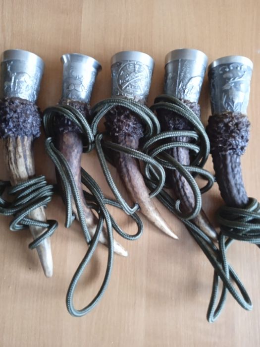 Kulawka cyna nie srebro zastawą kieliszki mysliwskie na szyję