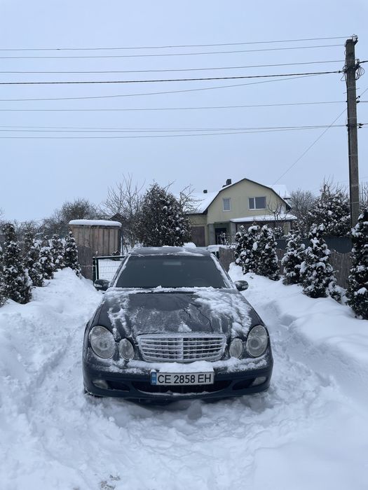 Продам статусний автомобіль Mercedec-Benz W211