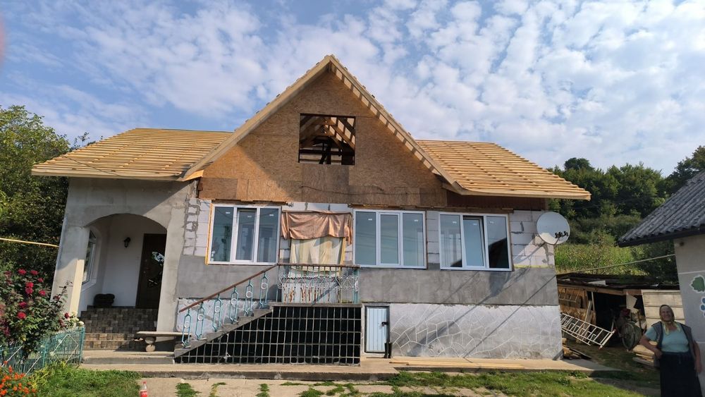 Монтаж даху Металочерепиця