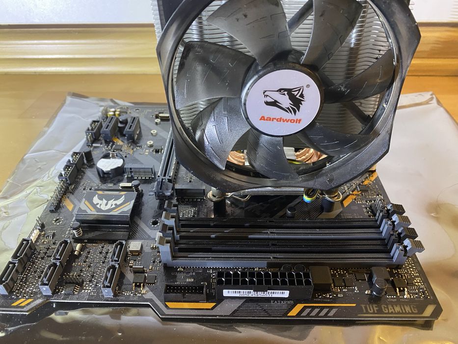 ASUS TUF B360M-PLUS GAMING + кулер | Отличное состояние