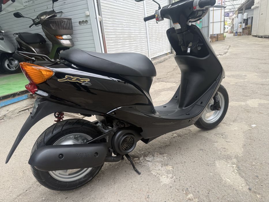 Yamaha Jog sa16 з контейнера