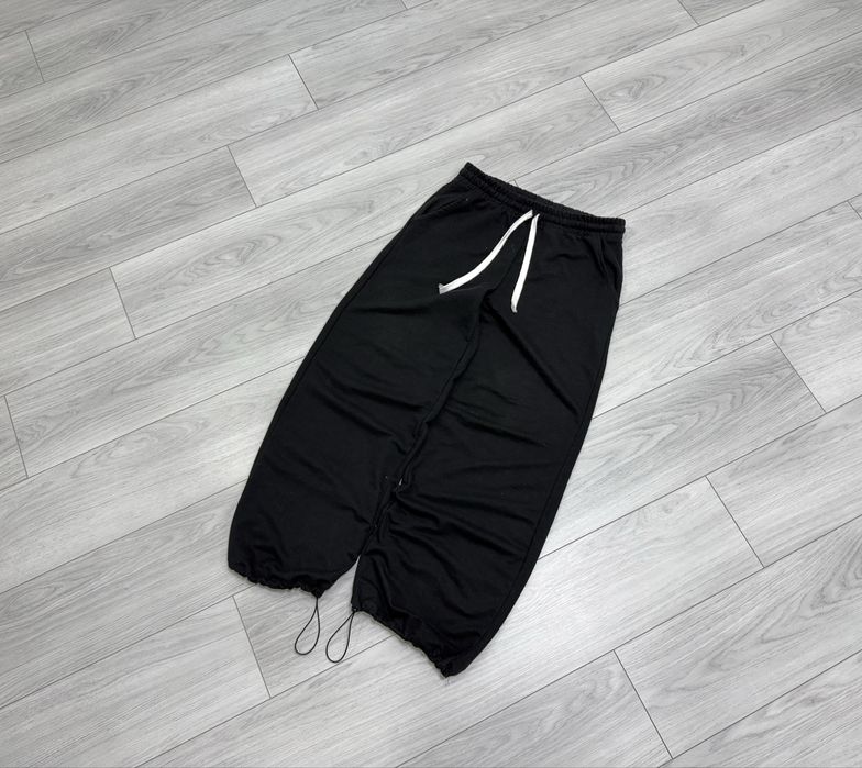 Спортивні штани широкі на утяжках чорні парашути baggy sweatpants нові