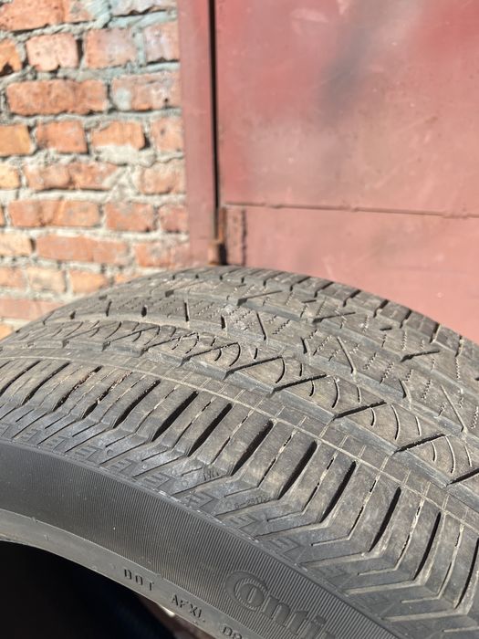 Продам гуму 265/45/21
