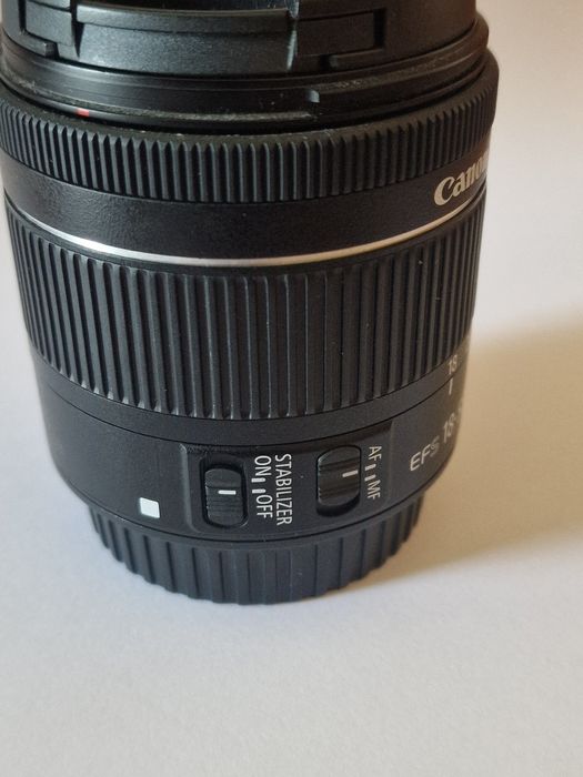 Canon EF-S 18-55 F 4.0 - 5.6 IS STM