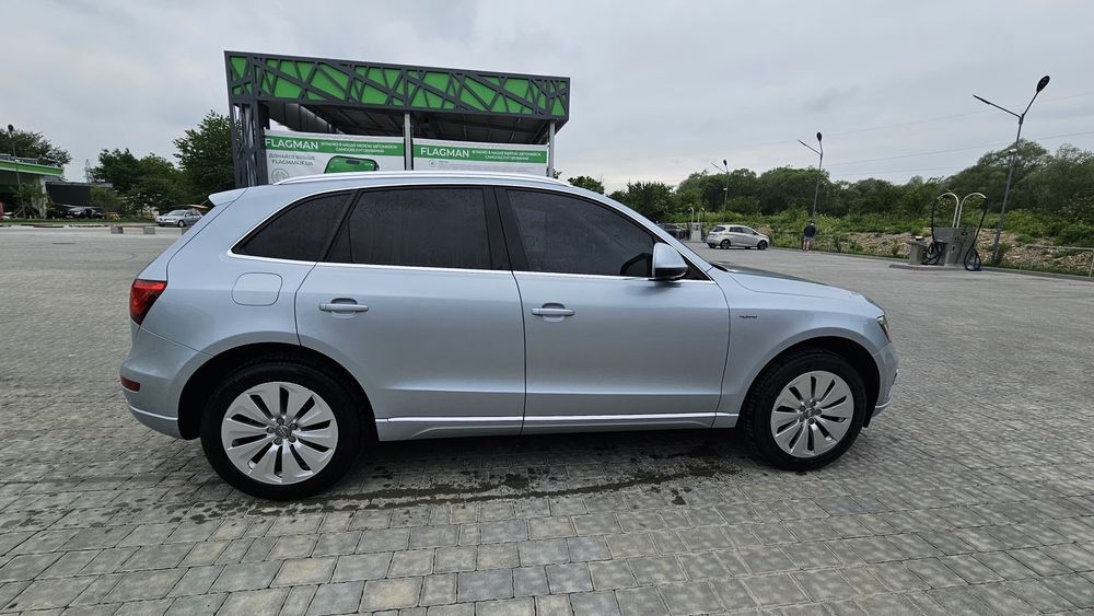 Audi Q5 2013 VIN WA1C8AFP8DA082215 фото оголошення 2 з 11