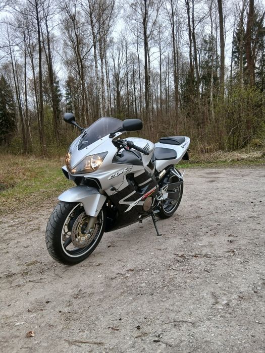 Honda cbr 600 f4i sport