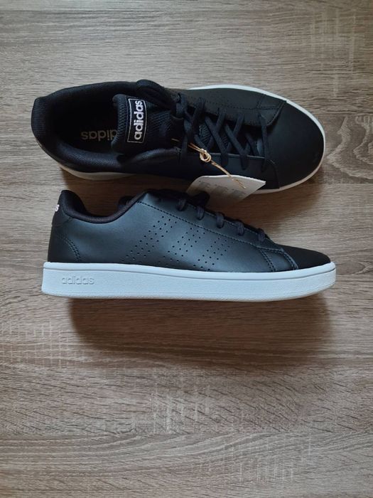 Нові кеди Adidas р.37,5