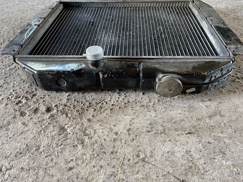 Радиатор зил 130.131,латунно-медный состояние нового!!