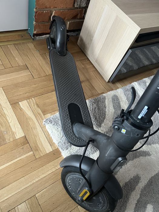 Xiaomi essential hulajnoga elektryczna
