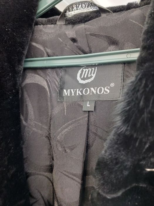 Мутонова шуба з оздобленням із натуральної норки