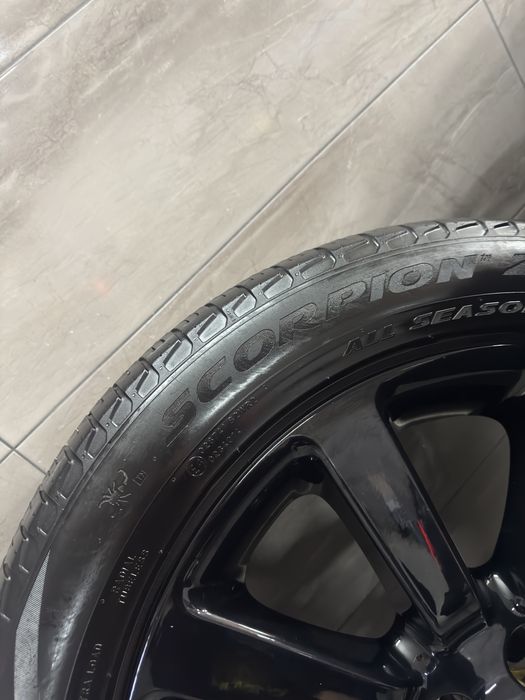 Alufelgi * koła * Range Rover * 255/50R20 * 5x120 * opony * Pirelli * wielosezonowe * czarne * Land Rover