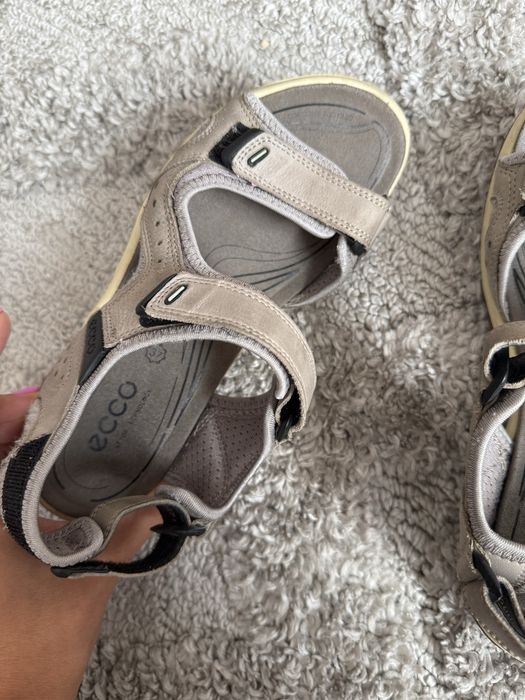 Sandaly ecco  roz 37
