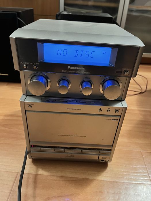 Продам музичний комплекс Panasonic. Все працює.