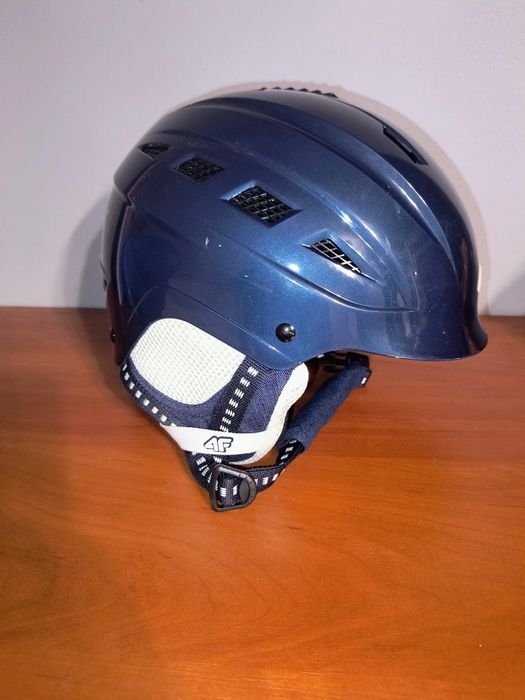 Kask narciarski 4F