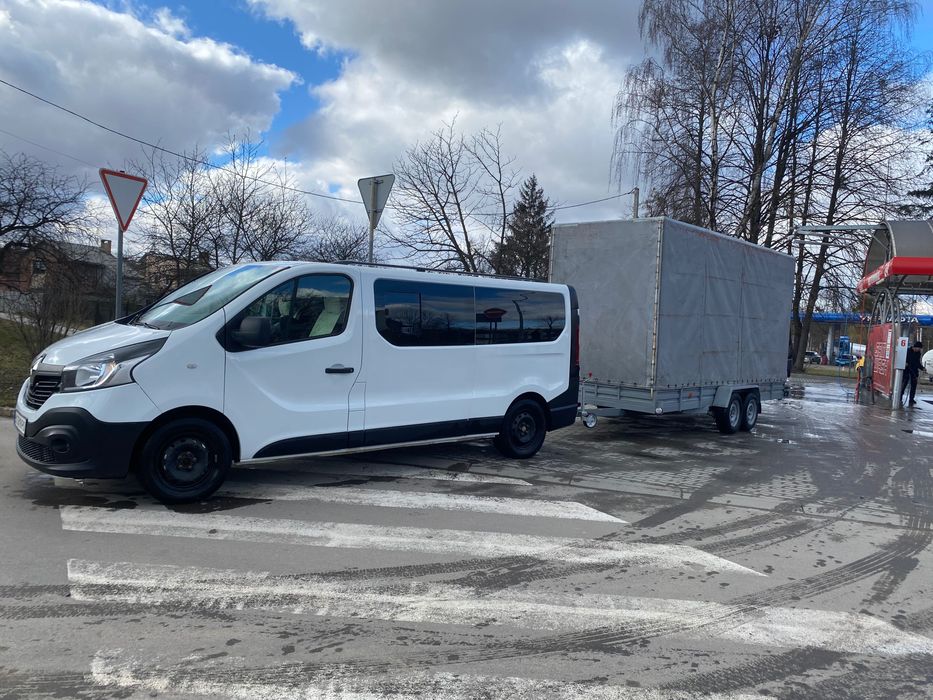 Легковий вантажний причіп