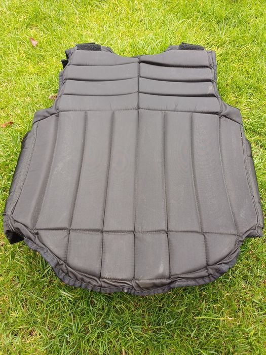 Kamizelka Busse r. M 10 lat, jazda konna