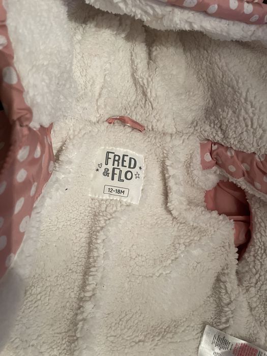 Тепла куртка на холодну весну, осінь