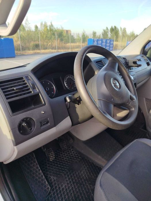 Продам Мікроавтобус"VW"/2012/Т5/3.5т/2,0D/МТ(140к.с)/283 тис.км.