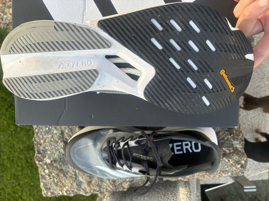 Adizero Boston 12 numero 44 2/3