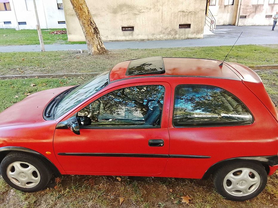 Impecável opel corsa 1999 pronto andar