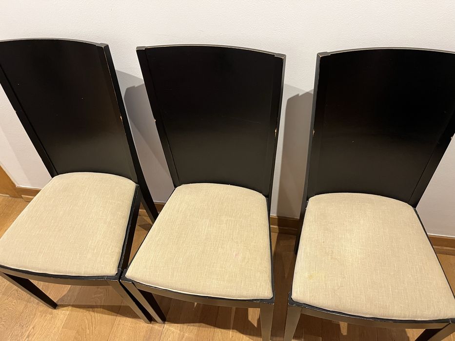 Conjunto de 8 Cadeiras – Estrutura em Madeira, Boa Qualidade