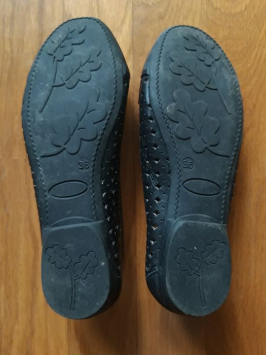 Sapatos rasos de mulher (36) da Linda Comfort (fabricados em Portugal)