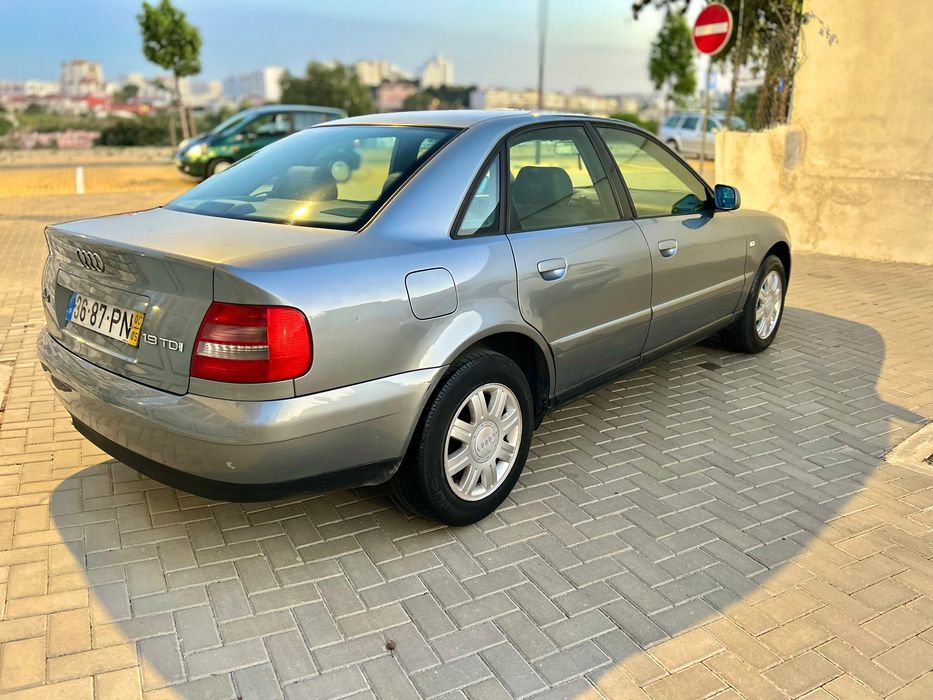 Audi A4 1.9tdi 115 CV — photo 4