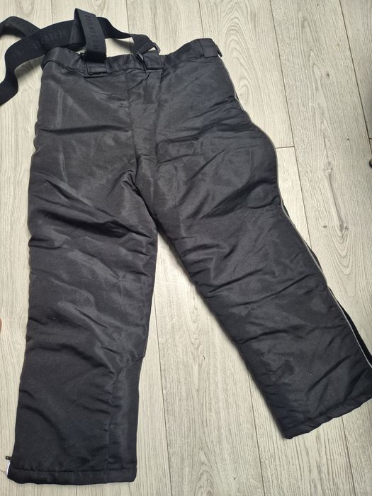 Nowe spodnie snowboardowe narciarskie reserved 134