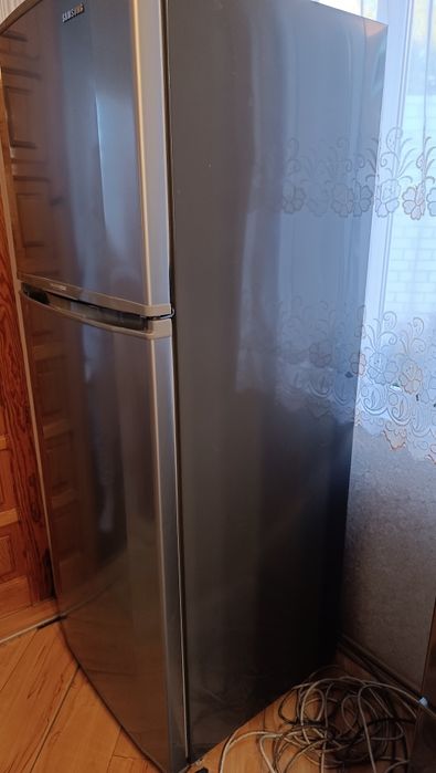 Холодильник Samsung no frost