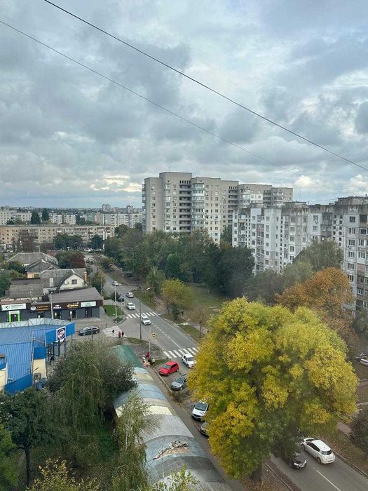 Продається 3-кімнатна квартира в центрі міста, вул. Чорновола