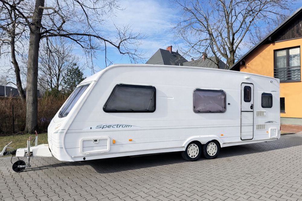 2-OSIOWA ABBEY Spectrum Duża Przyczepa Zarejestrowana