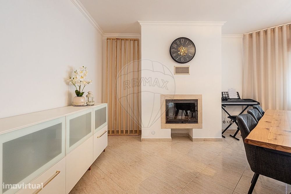 Apartamento T3 para venda — Azambuja, Lisboa
