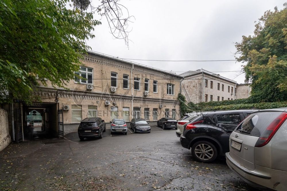 Продаж комерційного приміщення, вул. Є. Чикаленка, Шевченківський р-н