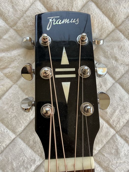 Guitarra acustica Framus Legacy