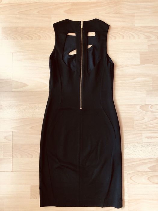 Elegancka sukienka Pinko