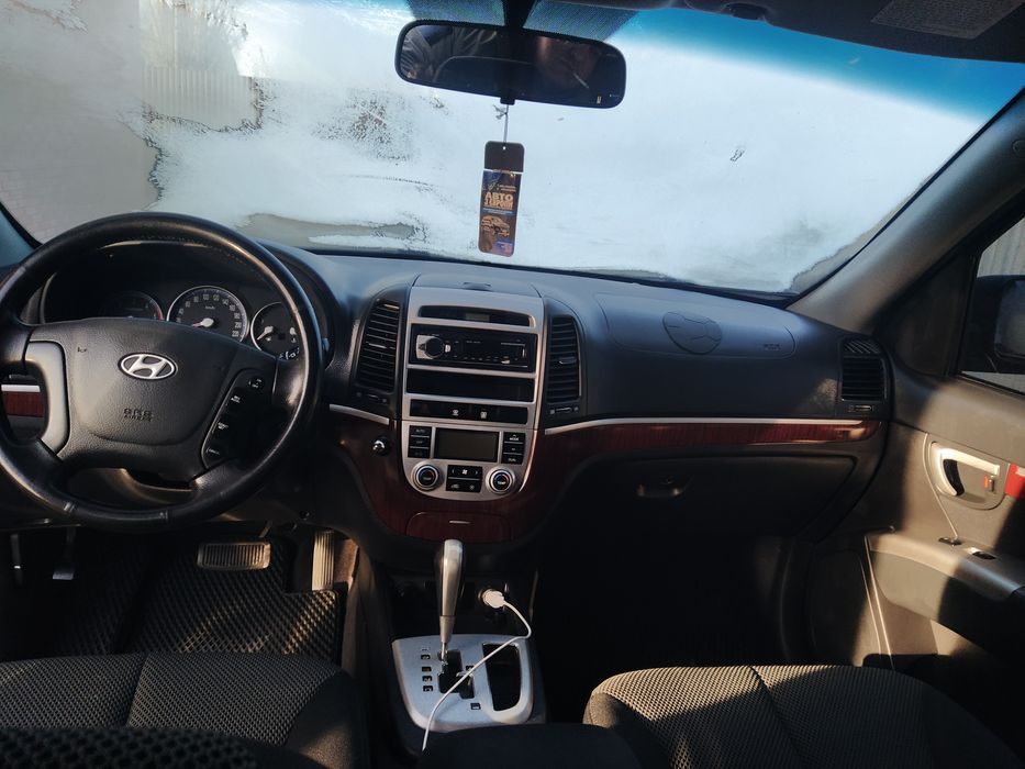 Продам Hyundai SantaFE