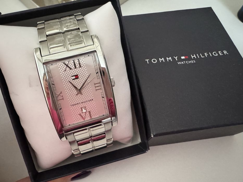 Годинник Hilfiger
