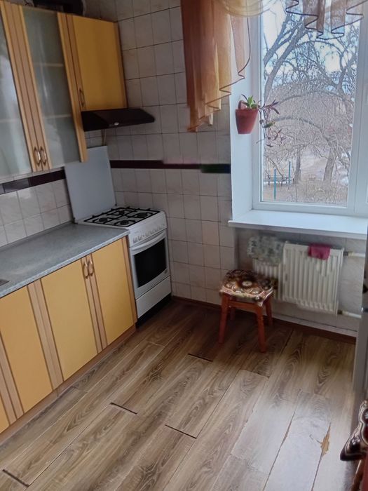 Здам 2-х кімнатну квартиру Крюків район вагонзавода,