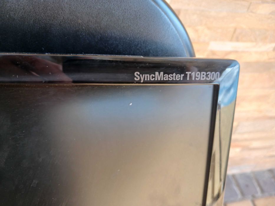 Монітор Samsung T19B300EW