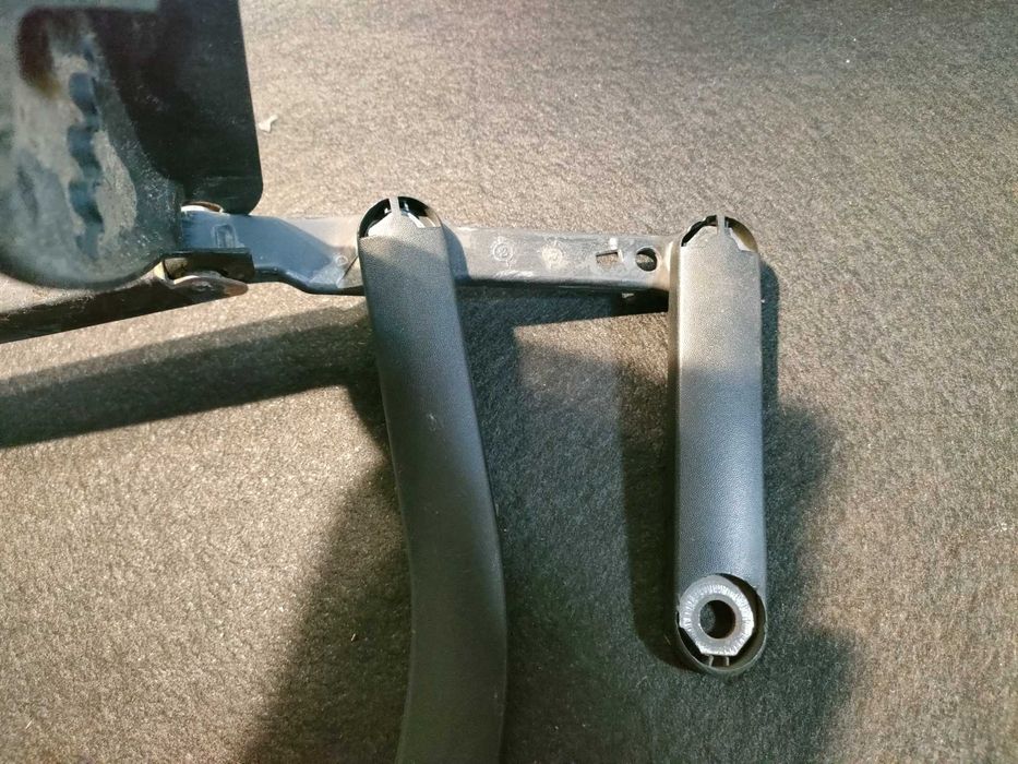 Scenic II ramię wycieraczki przód