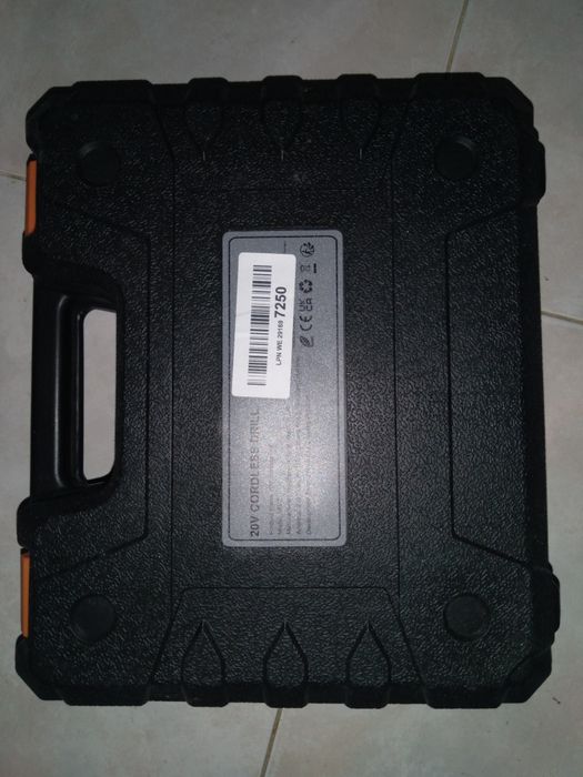 Aparafusadora a bateria 20V