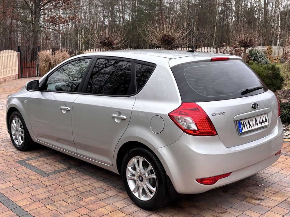 # Sprzedam Kia Ceed # Super Stan # Benzynka # Niemcy #