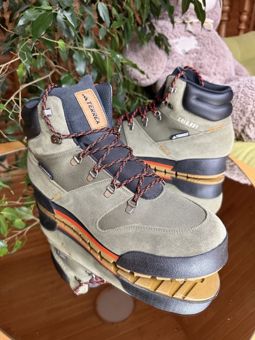 Туристичні черевики Adidas Terrex Snowpitch Cold.RDY | IH3665