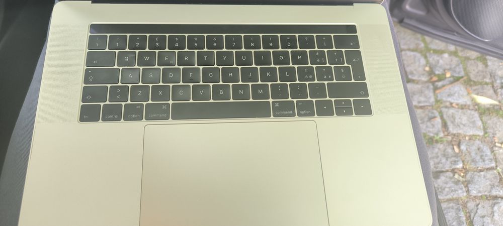 Apple MacBook pro 15