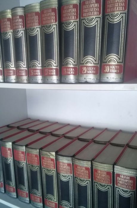 Grande enciclopédia Portuguesa Brasileira