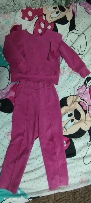 Костюм на дівчинку 4-5 років