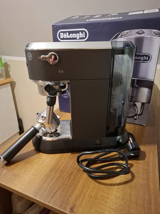 Ekspres Delonghi EC 685.BK