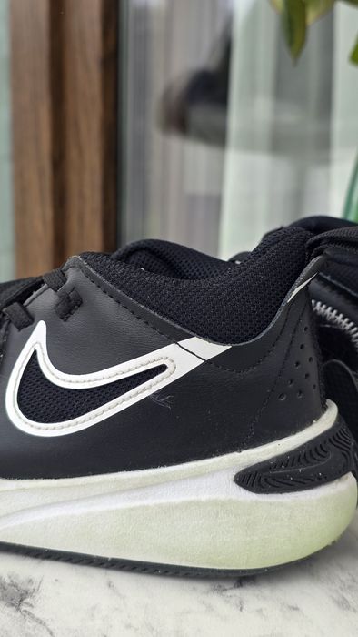 Кросівки баскетбольні nike 34, 22см устілка