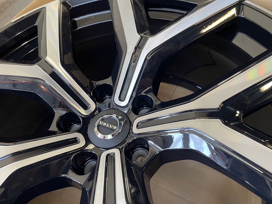 Felgi Volvo ex90 ex 90 22 cale oryginalne idealne xc komplet  polestar