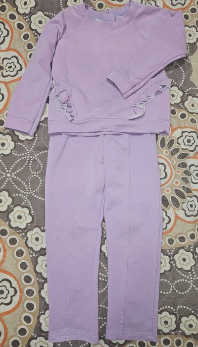 Костюм для дівчинки